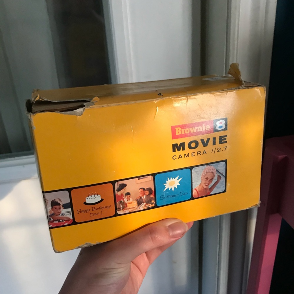 Vintage K O D A K Brownie 8MM Movie Camera with box (top little piece has a chip